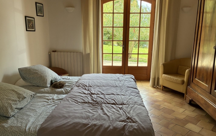 Mas MOLIERES (82220)  295 m2 649 000 € 