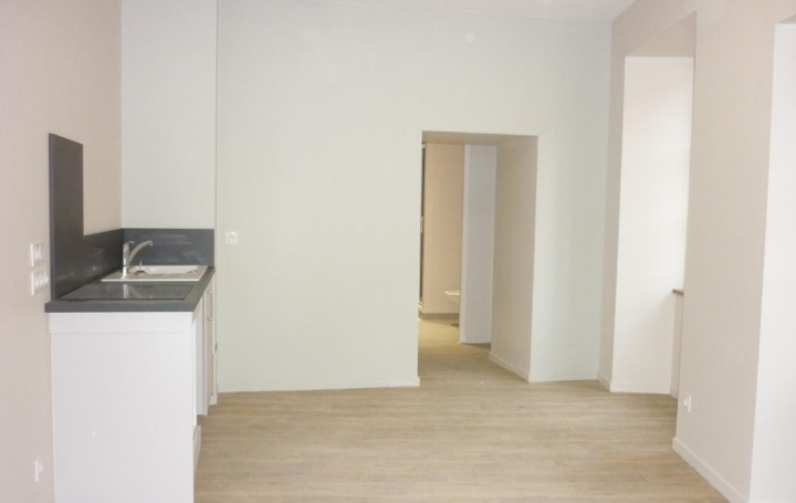 Réseau Immo-diffusion : Appartement P3  MENDE  64 m2 470 € 