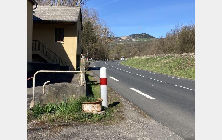 Réseau Immo-diffusion : Maison de village  CULTURES  36 m2 373 € 