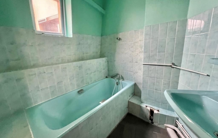 5 Pièces MENDE (48000)  94 m2 145 000 € 