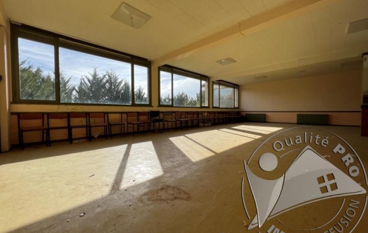 Programme PELOUSE (48000)  1 238 m2 365 000 € 