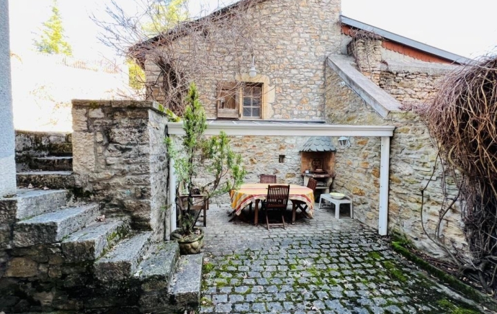 Maison MENDE (48000)  232 m2 442 000 € 