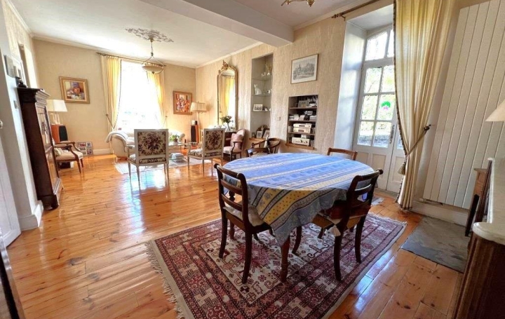 Maison MENDE (48000)  232 m2 442 000 € 