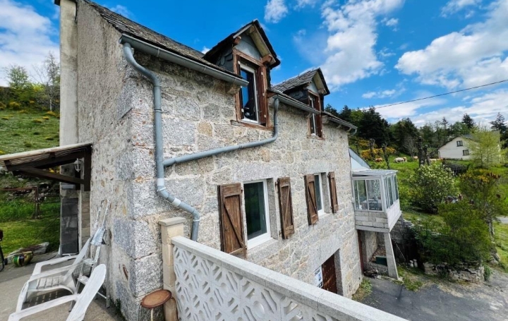 Réseau Immo-diffusion : Maison  LES LAUBIES  105 m2 145 000 € 