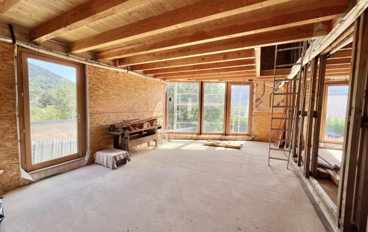 Maison SAINT-ETIENNE-DU-VALDONNEZ (48000)  96 m2 156 000 € 