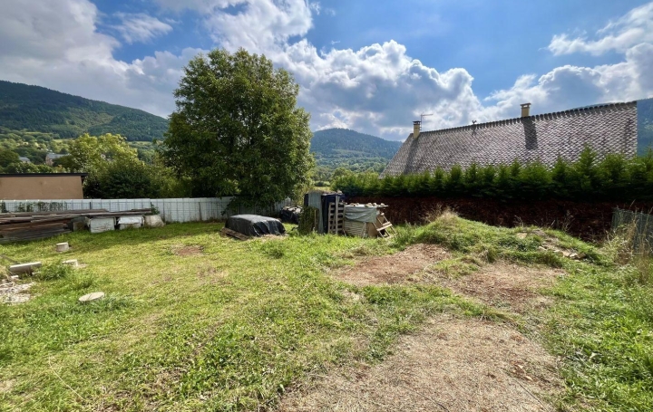 Maison SAINT-ETIENNE-DU-VALDONNEZ (48000)  96 m2 156 000 € 