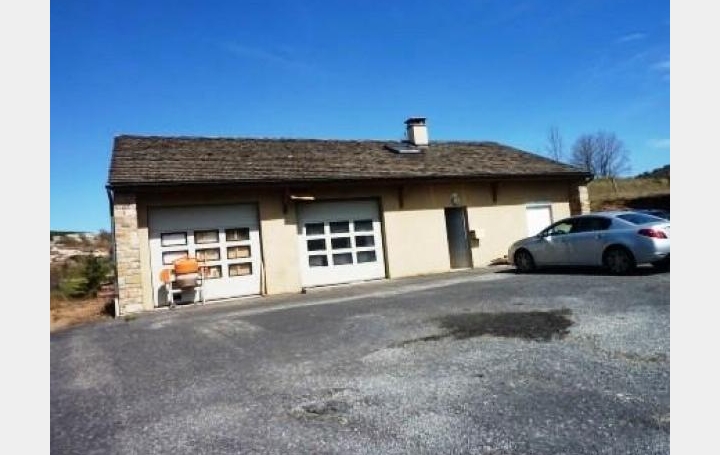 Réseau Immo-diffusion : Local commercial  ALLENC  150 m2 90 000 € 