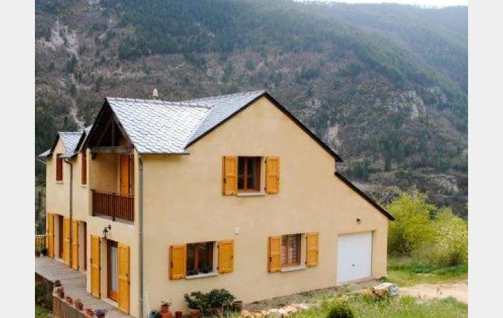 Réseau Immo-diffusion : Villa  QUEZAC  127 m2 229 000 € 