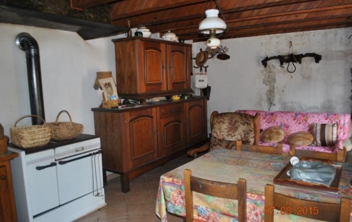 Réseau Immo-diffusion : Maison  SAINT-ETIENNE-DU-VALDONNEZ  91 m2 57 000 € 