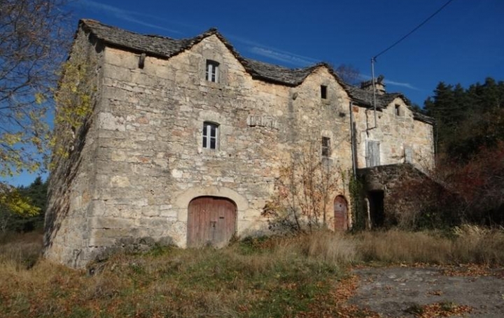 Réseau Immo-diffusion : Maison  LA CANOURGUE  124 m2 50 000 € 