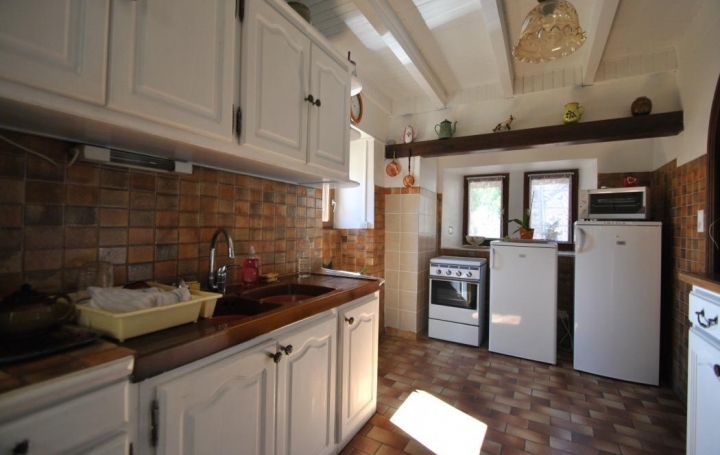 Réseau Immo-diffusion : Appartement P2  LES SALELLES  105 m2 165 000 € 