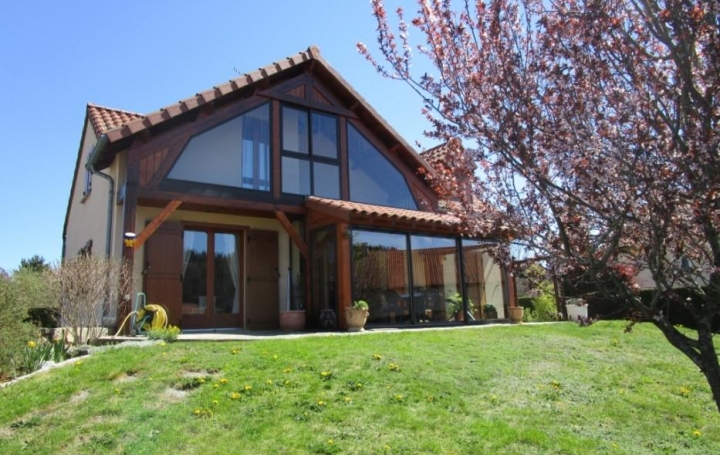 Réseau Immo-diffusion : Maison  LE MALZIEU-VILLE  105 m2 218 000 € 