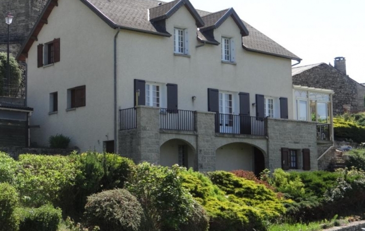 Réseau Immo-diffusion : Maison  PELOUSE  128 m2 209 000 € 