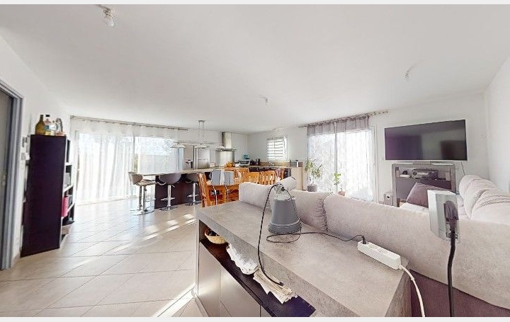 Maison VACQUIERES (34270)  106 m2 379 000 € 