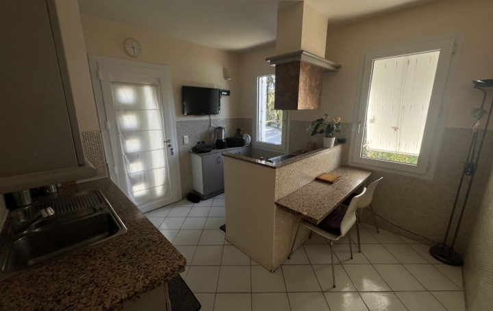 Villa SAINT-MATHIEU-DE-TREVIERS (34270)  133 m2 762 200 € 