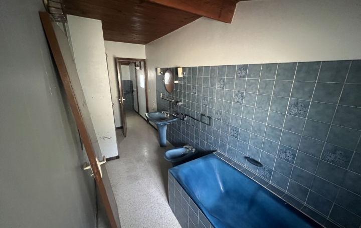 Maison TEYRAN (34820)  223 m2 327 810 € 