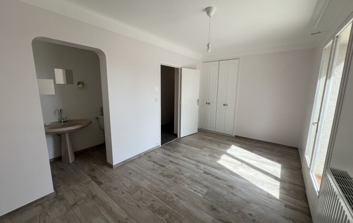 Maison SAINT-CLEMENT-DE-RIVIERE (34980)  173 m2 735 000 € 