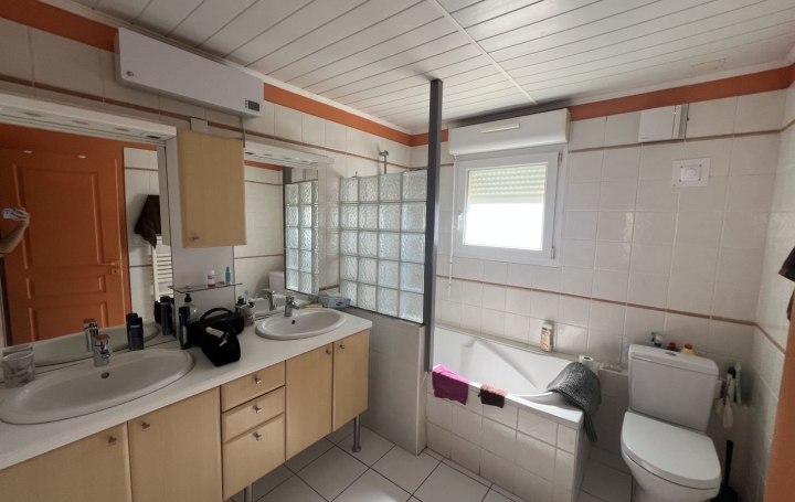 Maison LE CRES (34920)  91 m2 374 400 € 