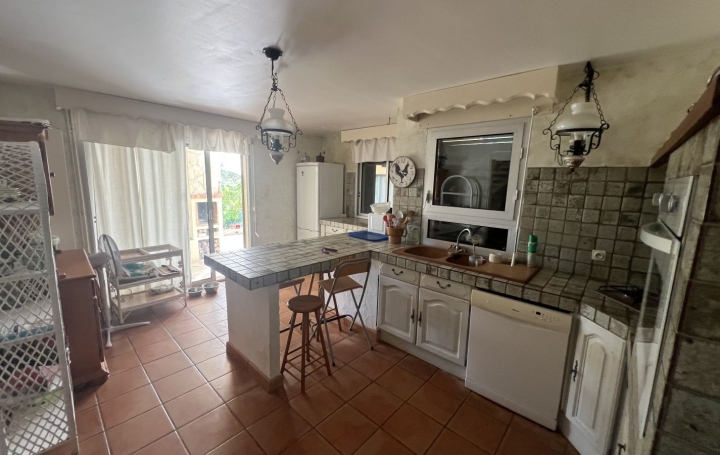 Maison SAINT-CLEMENT-DE-RIVIERE (34980)  175 m2 599 000 € 