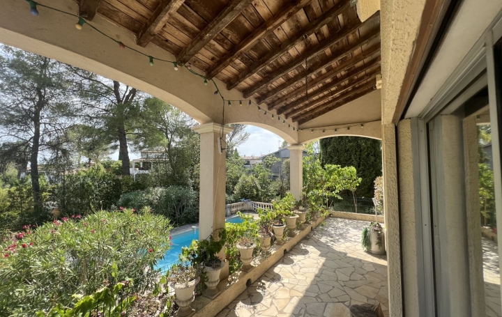 Maison SAINT-CLEMENT-DE-RIVIERE (34980)  175 m2 599 000 € 