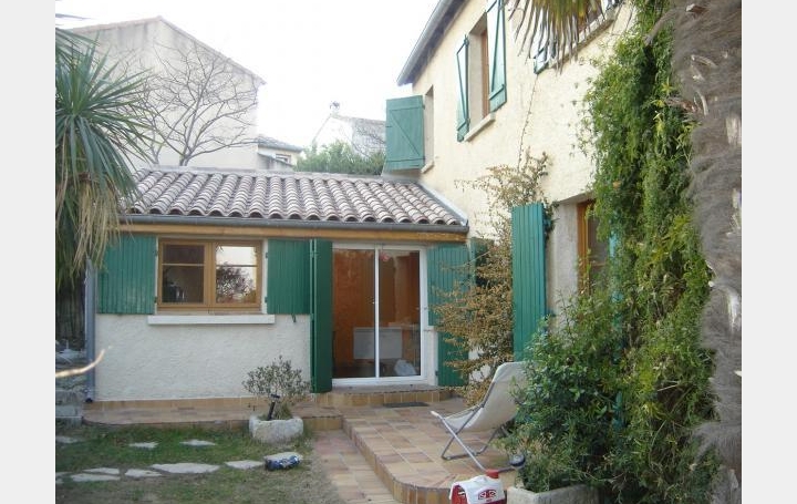 Réseau Immo-diffusion : Maison de village  SAINT-MARTIN-DE-CRAU  135 m2 355 000 € 