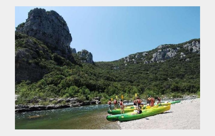 Réseau Immo-diffusion : Villa  SAINT-BAUZILLE-DE-PUTOIS  135 m2 272 000 € 