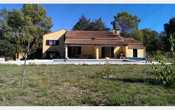 Réseau Immo-diffusion : Villa  VACQUIERES  280 m2 425 000 € 