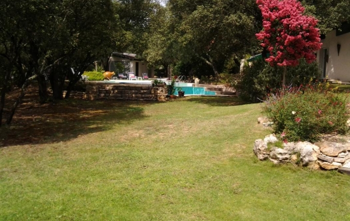 Réseau Immo-diffusion : Villa  GALARGUES  222 m2 695 000 € 